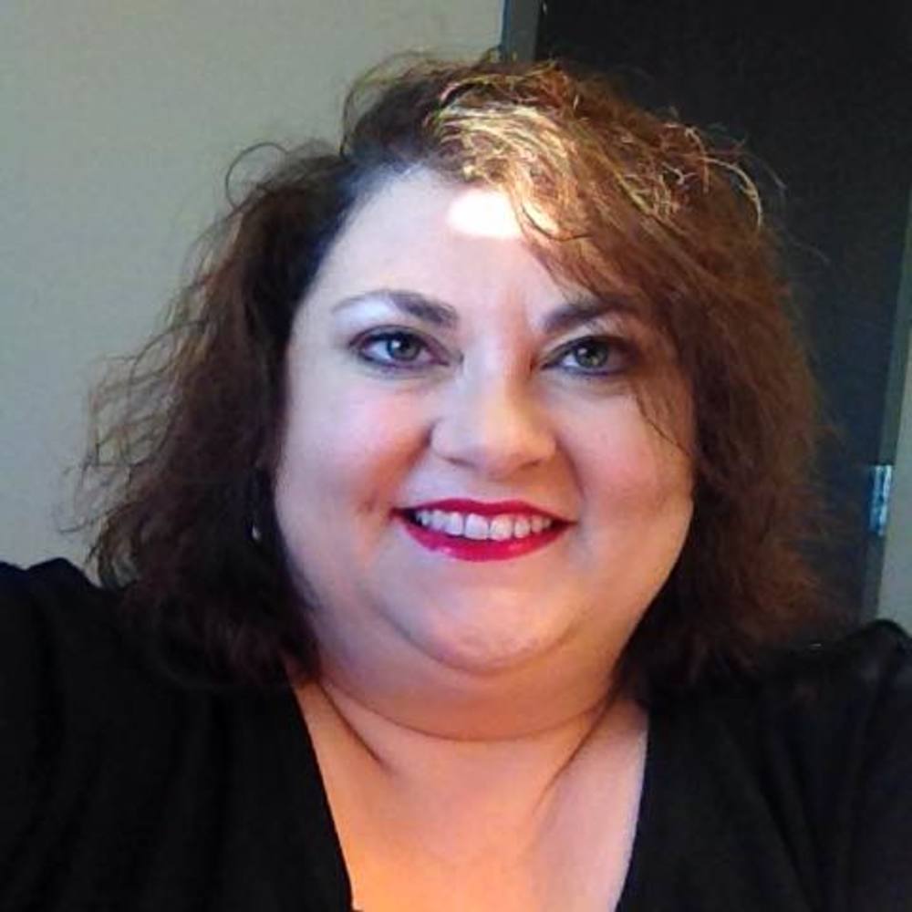 Meet your Posher, Lori